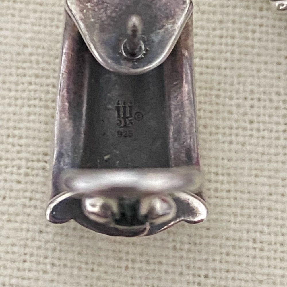 James Avery Retired Christina French Clip Earrings - Picture 4 of 4